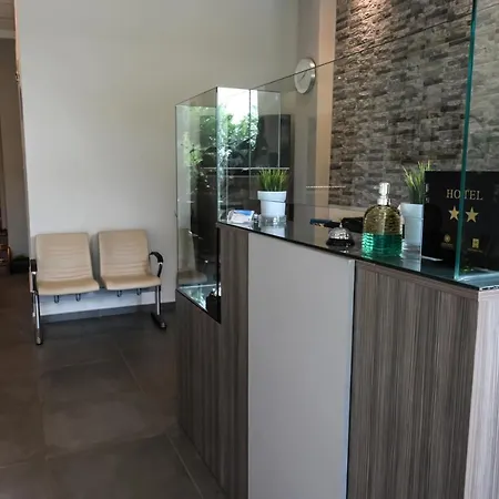 Hotel apartamentowy Geromichalos