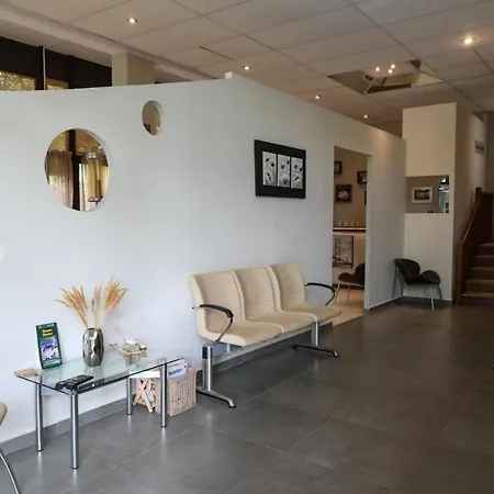 Hotel apartamentowy Geromichalos Paralía Skotínis