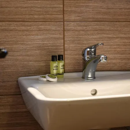 Hotel apartamentowy Geromichalos