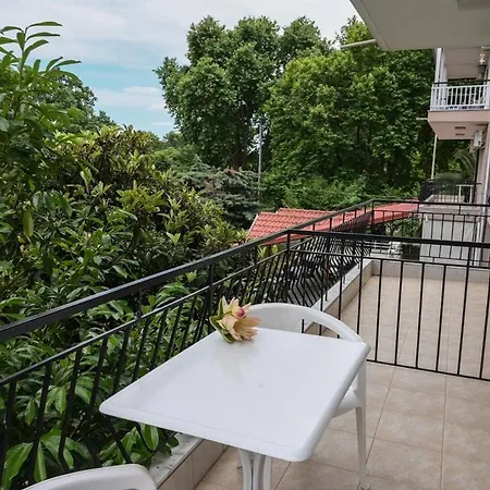 Hotel apartamentowy Geromichalos 3*