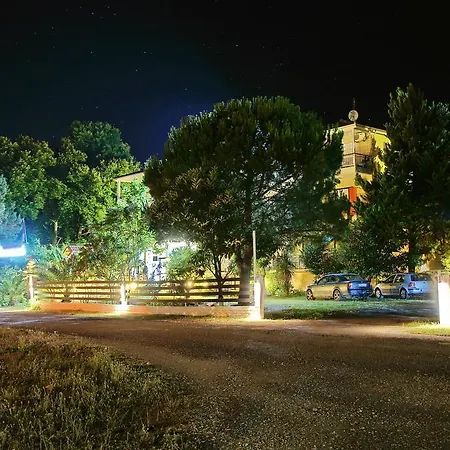 Geromichalos Aparthotel