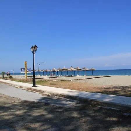 Hotel apartamentowy Geromichalos Paralía Skotínis