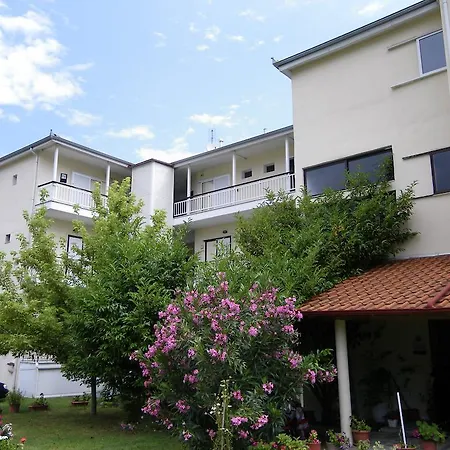 Hotel apartamentowy Geromichalos 3*