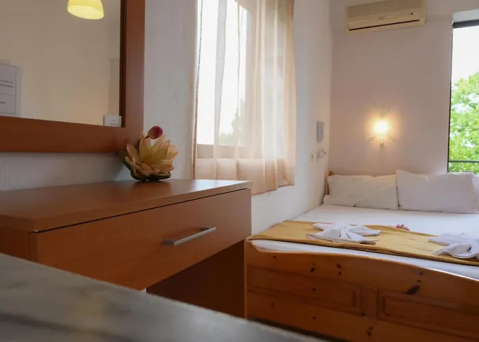 Ξενοδοχείο με διαμερίσματα Geromichalos