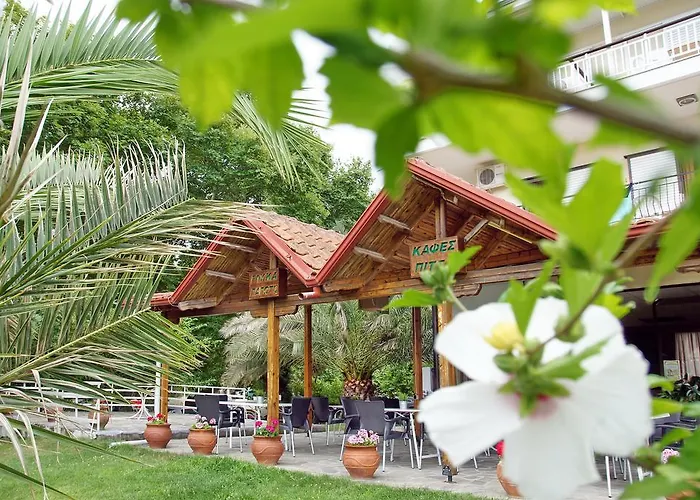 Geromichalos Ξενοδοχείο με διαμερίσματα 3*